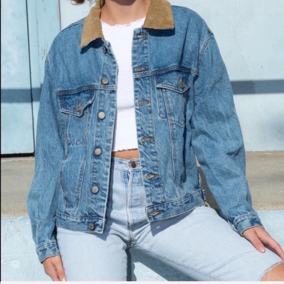 Brandy Melville Jackets & Blazers - ⭐️HOST PICK⭐️ Brandy Melville Kaylee Denim jacket